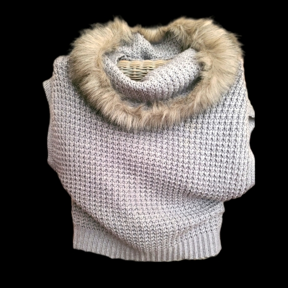 Jennifer Lopez sweater vest with detachable collar SIZE MED. - Picture 1 of 9